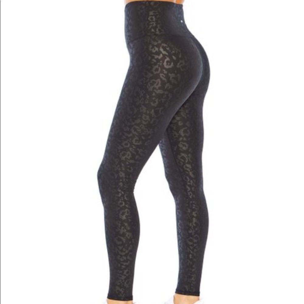 NWT Marika cheetah leggings Black Large